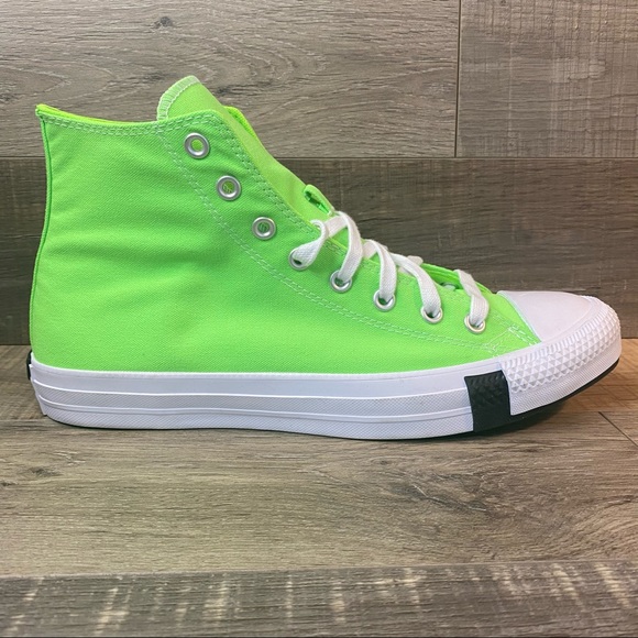 Converse CTAS Hi ‘Logo Play’ - Picture 2 of 7